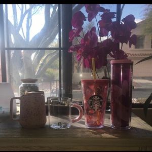 4 STARBUCKS VDAY 2020 COLLECTION CUPS